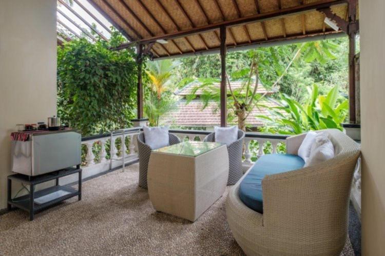 White Lotus Oasis Hotel Ubud  Luaran gambar