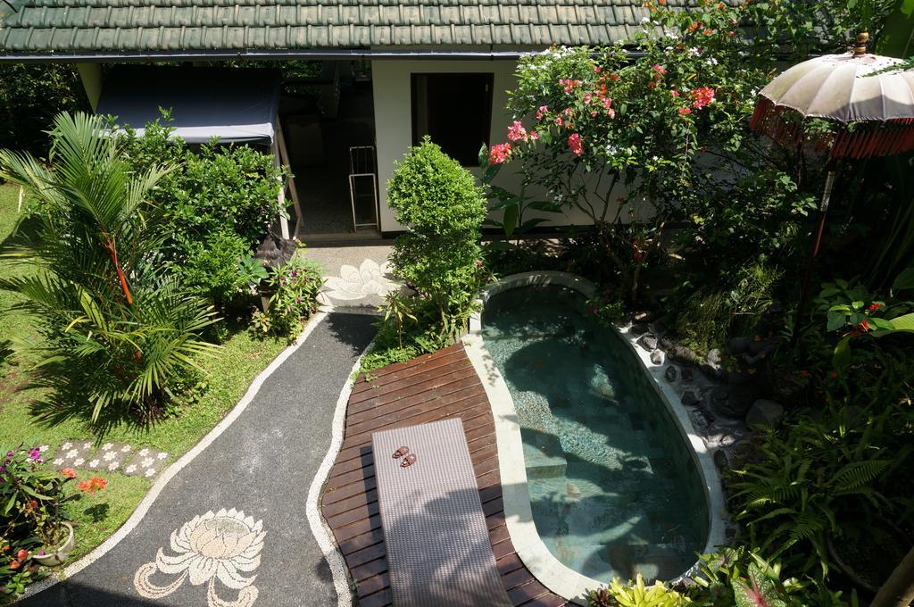 White Lotus Oasis Hotel Ubud  Luaran gambar